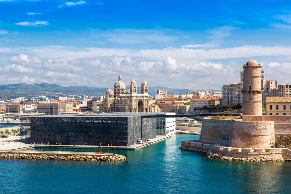 Jolie En Rez De Jardin A L'estaque Mourepiane * Marseilles
