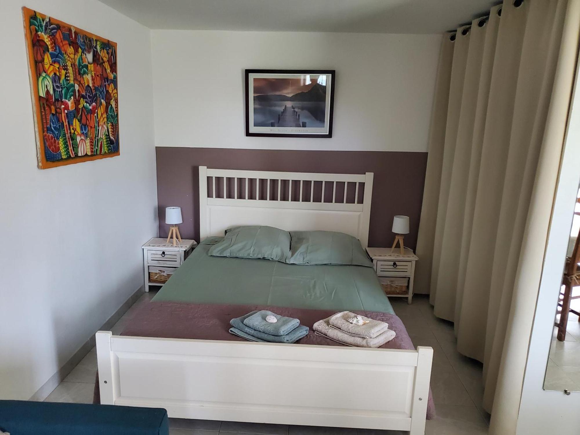 Appartement Jolie En Rez De Jardin A L'estaque Mourepiane Marseilles