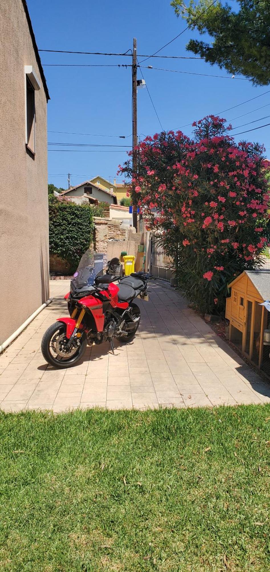 Jolie En Rez De Jardin A L'estaque Mourepiane Marseilles